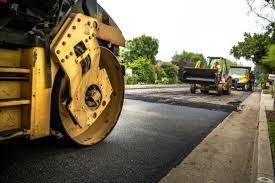 Best Asphalt Driveway Installation  in Hamburg, IA